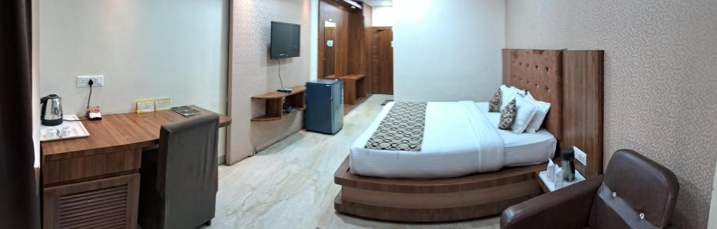 Hotel Samdareeya Pvt Ltd Jabalpur Εξωτερικό φωτογραφία